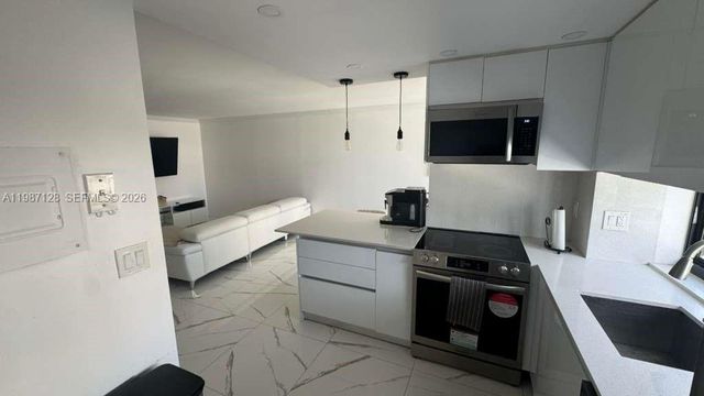 16909 N Bay Rd 710, Sunny Isles Beach, FL 33160