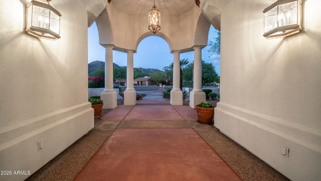 12245 S RUNNING BEAR Court, Phoenix, AZ 85044 — photo 4
