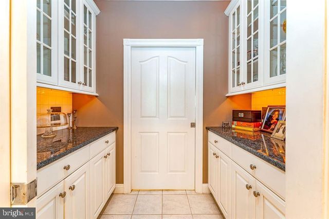 1880 BROOKFIELD ST, Vineland, NJ 08361