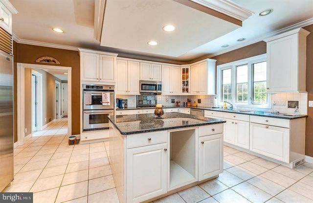 1880 BROOKFIELD ST, Vineland, NJ 08361