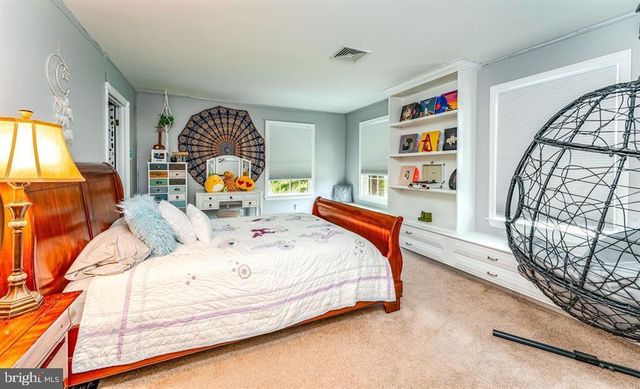 1880 BROOKFIELD ST, Vineland, NJ 08361