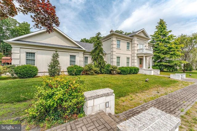 1880 BROOKFIELD ST, Vineland, NJ 08361