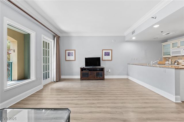 30 Strada Di Villaggio 143, Henderson, NV 89011