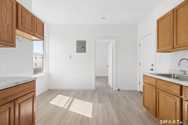47-49 Putnam Street, Hartford, CT 06106