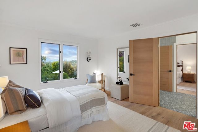 4050 Clarinda Drive, Tarzana (los Angeles), CA 91356