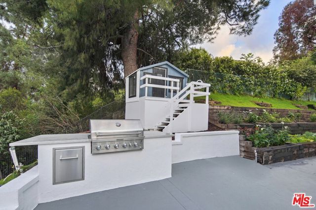 4050 Clarinda Drive, Tarzana (los Angeles), CA 91356