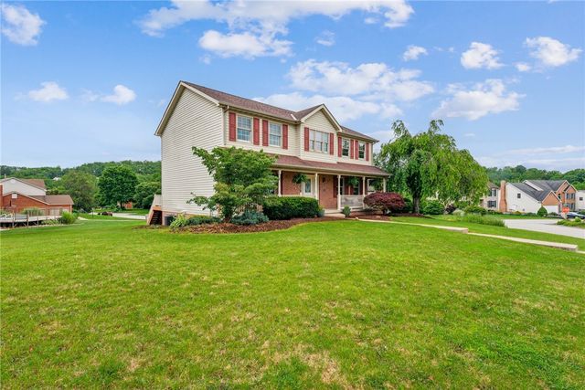 1007 Braemar Dr, Penn Twp, PA 15644