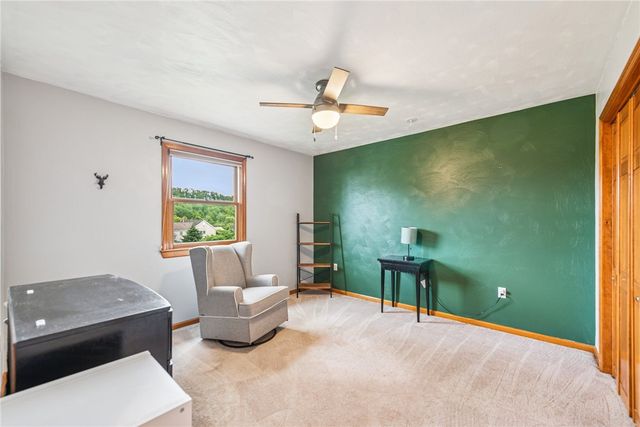 1007 Braemar Dr, Penn Twp, PA 15644