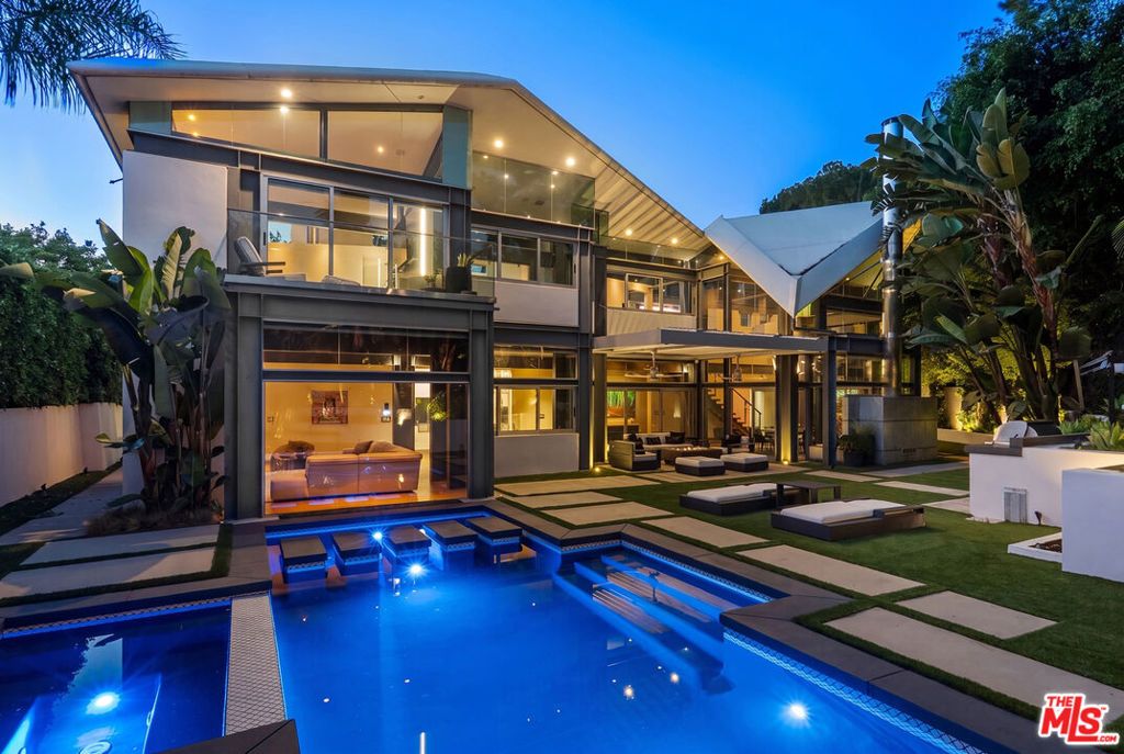 8538 Eastwood Road, Los Angeles, CA 90046 — exterior