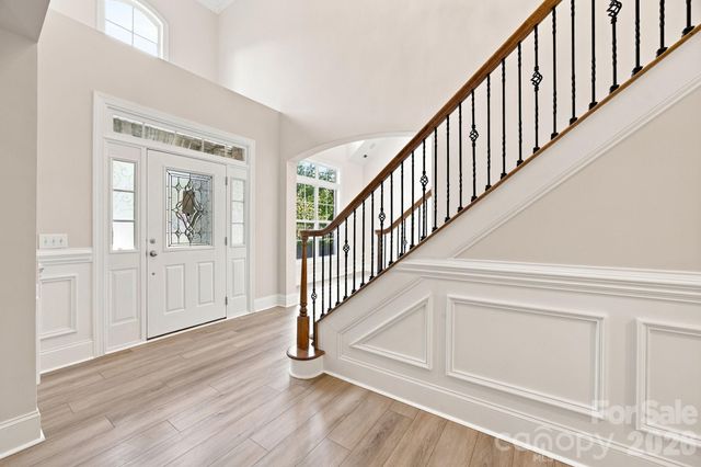 6812 S Creek Road, Charlotte, NC 28277