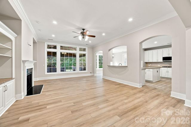 6812 S Creek Road, Charlotte, NC 28277