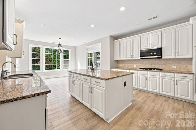 6812 S Creek Road, Charlotte, NC 28277