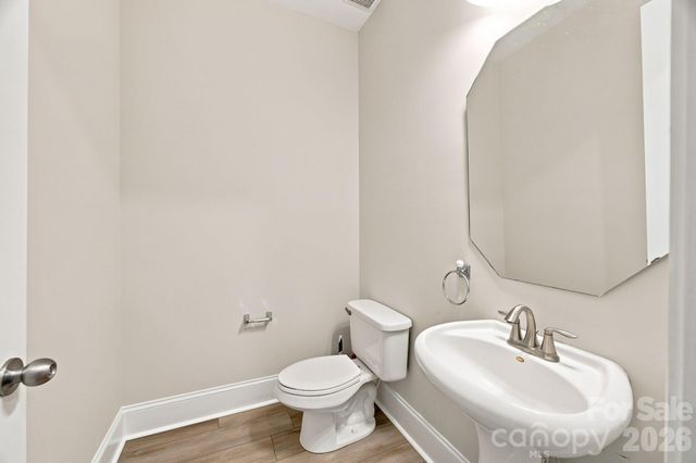 6812 S Creek Road, Charlotte, NC 28277