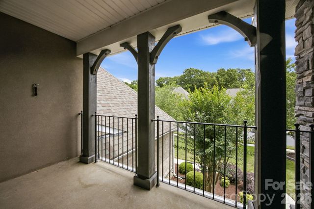 6812 S Creek Road, Charlotte, NC 28277