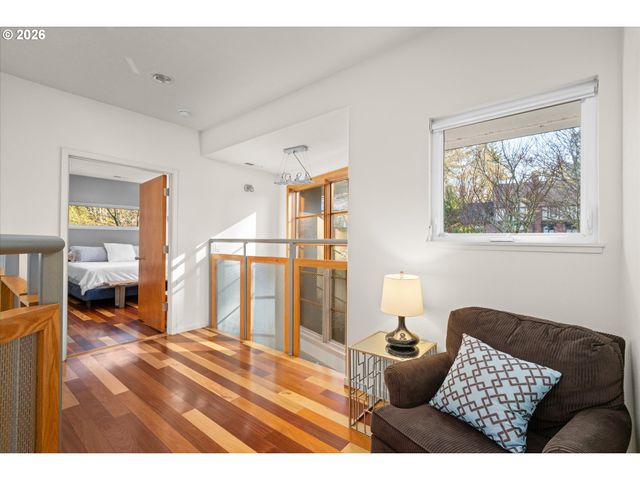 3970 N SHASTA Loop, Eugene, OR 97405