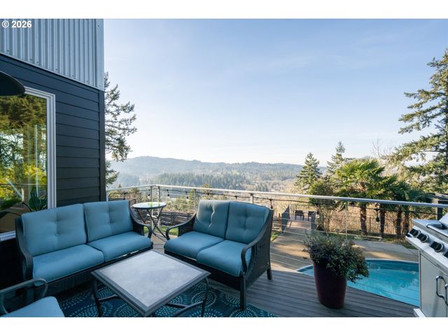 3970 N SHASTA Loop, Eugene, OR 97405