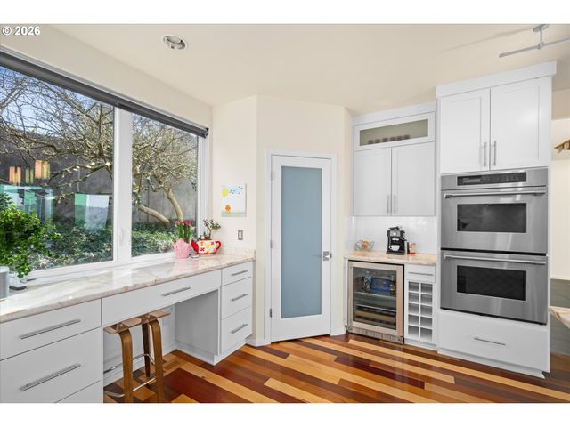 3970 N SHASTA Loop, Eugene, OR 97405