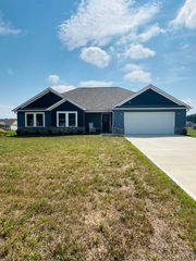227 Lone Oak Drive, Somerset, KY 42503