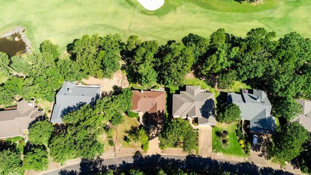 23 Realeza Court, Hot Springs Village, AR 71909