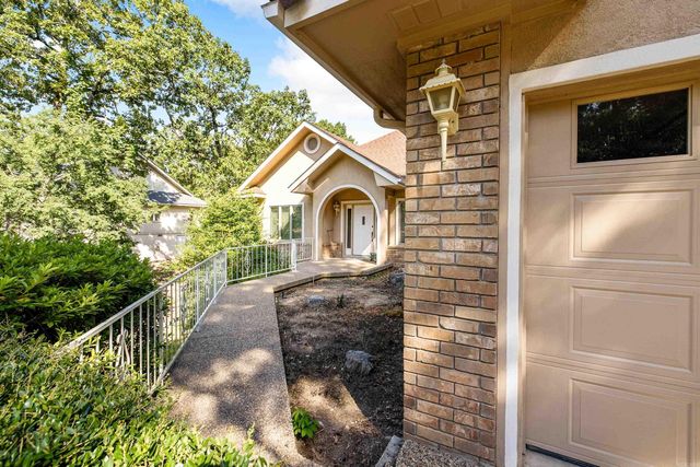 23 Realeza Court, Hot Springs Village, AR 71909