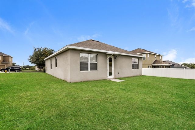 231 BLACKSTONE CREEK ROAD, Groveland, FL 34736
