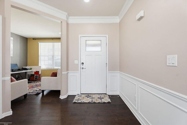 30096 Braeburn Street, New Hudson, MI 48165