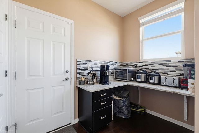 30096 Braeburn Street, New Hudson, MI 48165