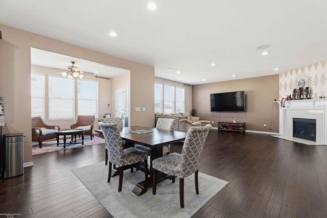 30096 Braeburn Street, New Hudson, MI 48165