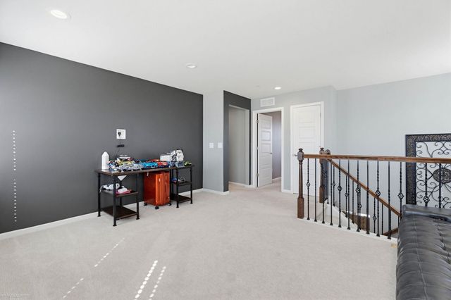 30096 Braeburn Street, New Hudson, MI 48165