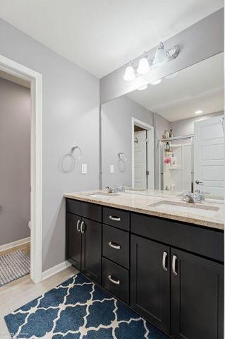 30096 Braeburn Street, New Hudson, MI 48165