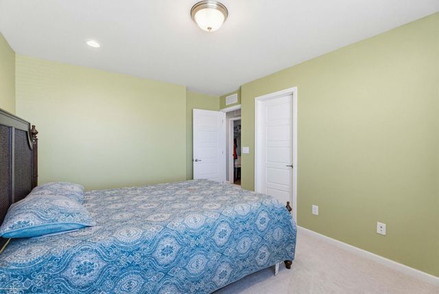 30096 Braeburn Street, New Hudson, MI 48165