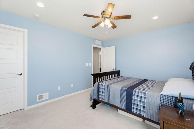 30096 Braeburn Street, New Hudson, MI 48165