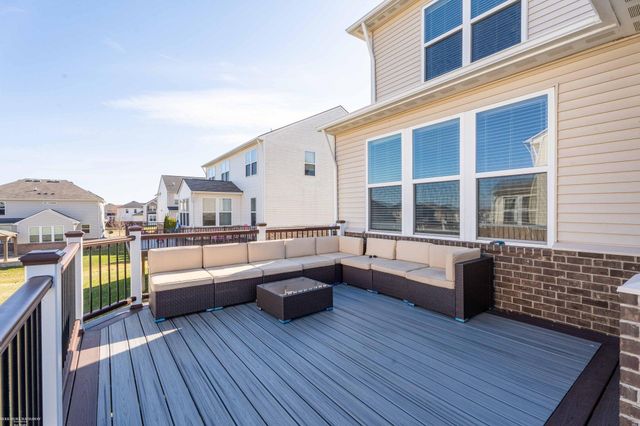 30096 Braeburn Street, New Hudson, MI 48165