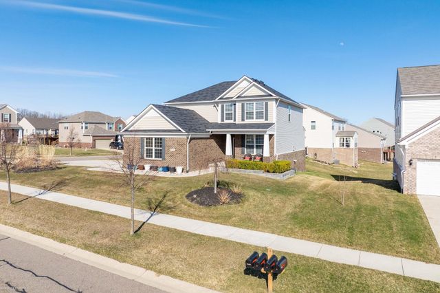 30096 Braeburn Street, New Hudson, MI 48165