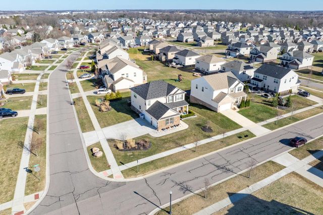 30096 Braeburn Street, New Hudson, MI 48165