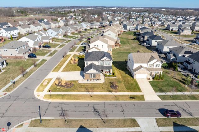 30096 Braeburn Street, New Hudson, MI 48165