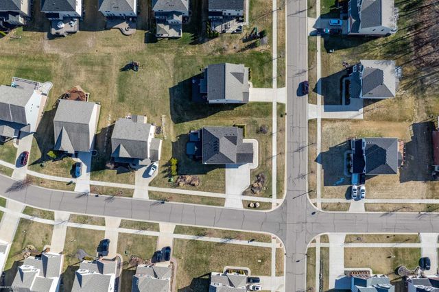 30096 Braeburn Street, New Hudson, MI 48165