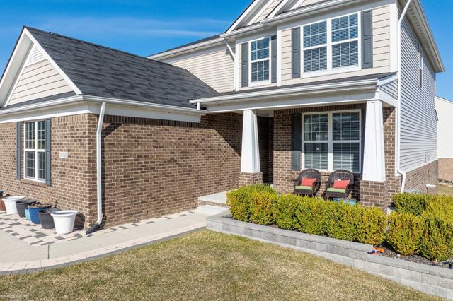 30096 Braeburn Street, New Hudson, MI 48165