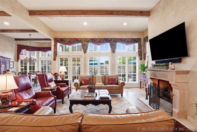 9825 S Vandalia Avenue, Tulsa, OK 74137