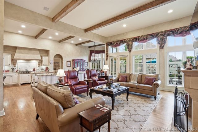 9825 S Vandalia Avenue, Tulsa, OK 74137