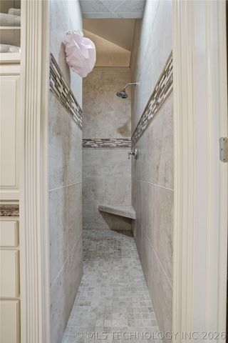 9825 S Vandalia Avenue, Tulsa, OK 74137