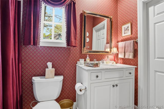 9825 S Vandalia Avenue, Tulsa, OK 74137