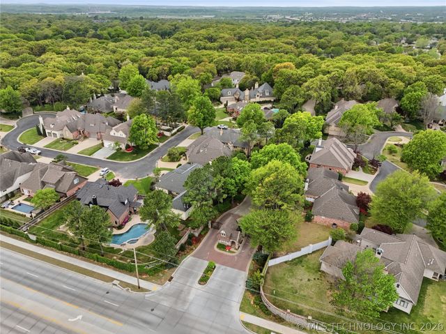 9825 S Vandalia Avenue, Tulsa, OK 74137