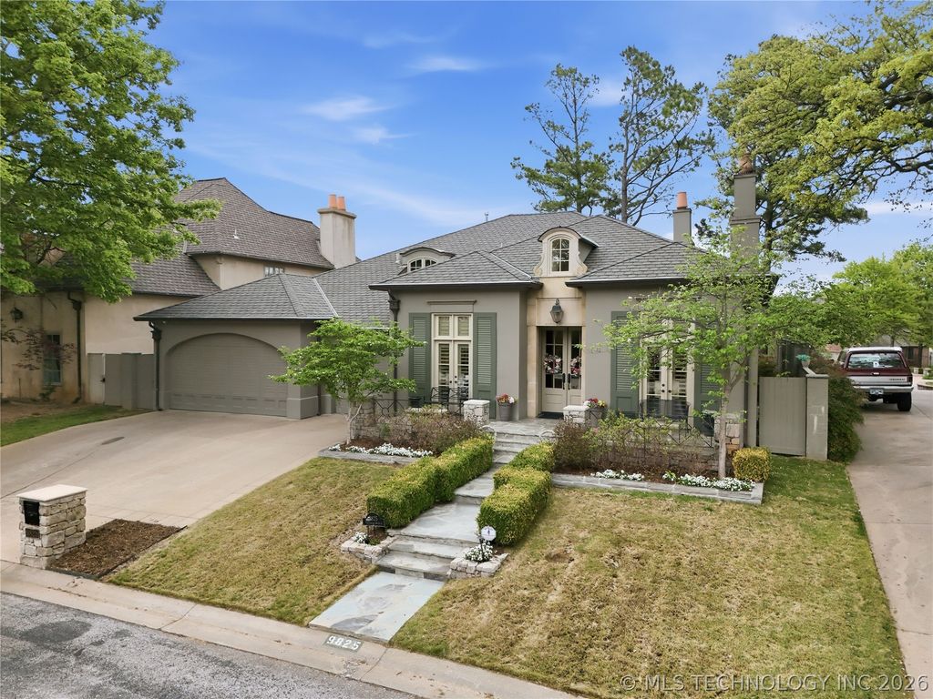 9825 S Vandalia Avenue, Tulsa, OK 74137