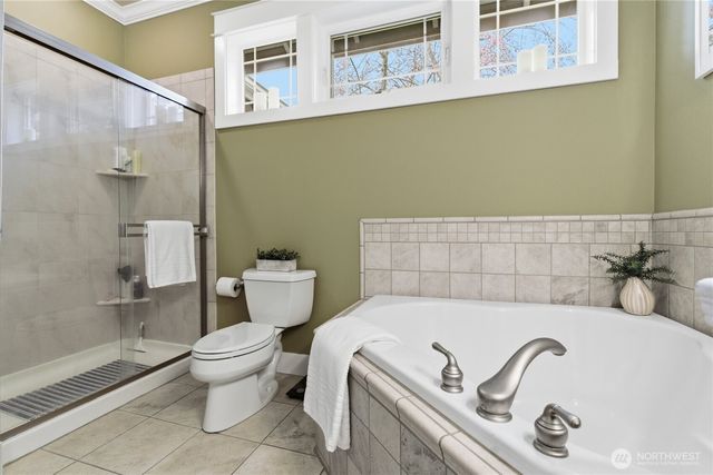 1061 Potlatch Drive, Fox Island, WA 98333