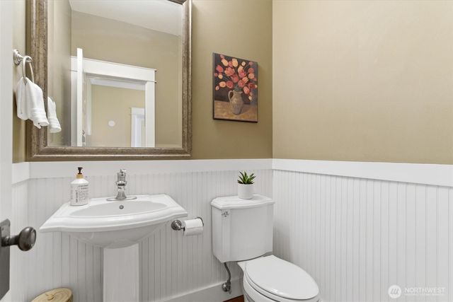 1061 Potlatch Drive, Fox Island, WA 98333