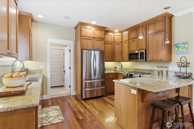 1061 Potlatch Drive, Fox Island, WA 98333