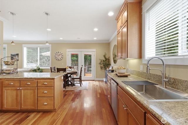 1061 Potlatch Drive, Fox Island, WA 98333