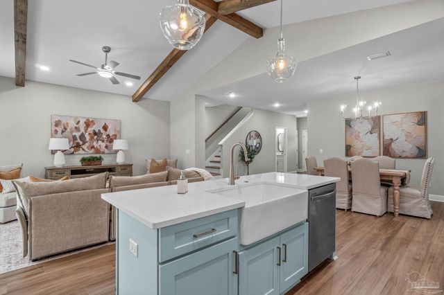 1115 Barcia Dr, Pensacola, FL 32503