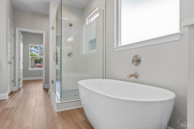 1115 Barcia Dr, Pensacola, FL 32503